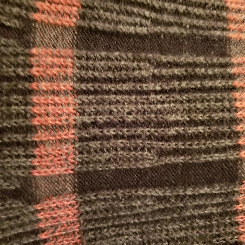 Skirt - Picture 3 of 4